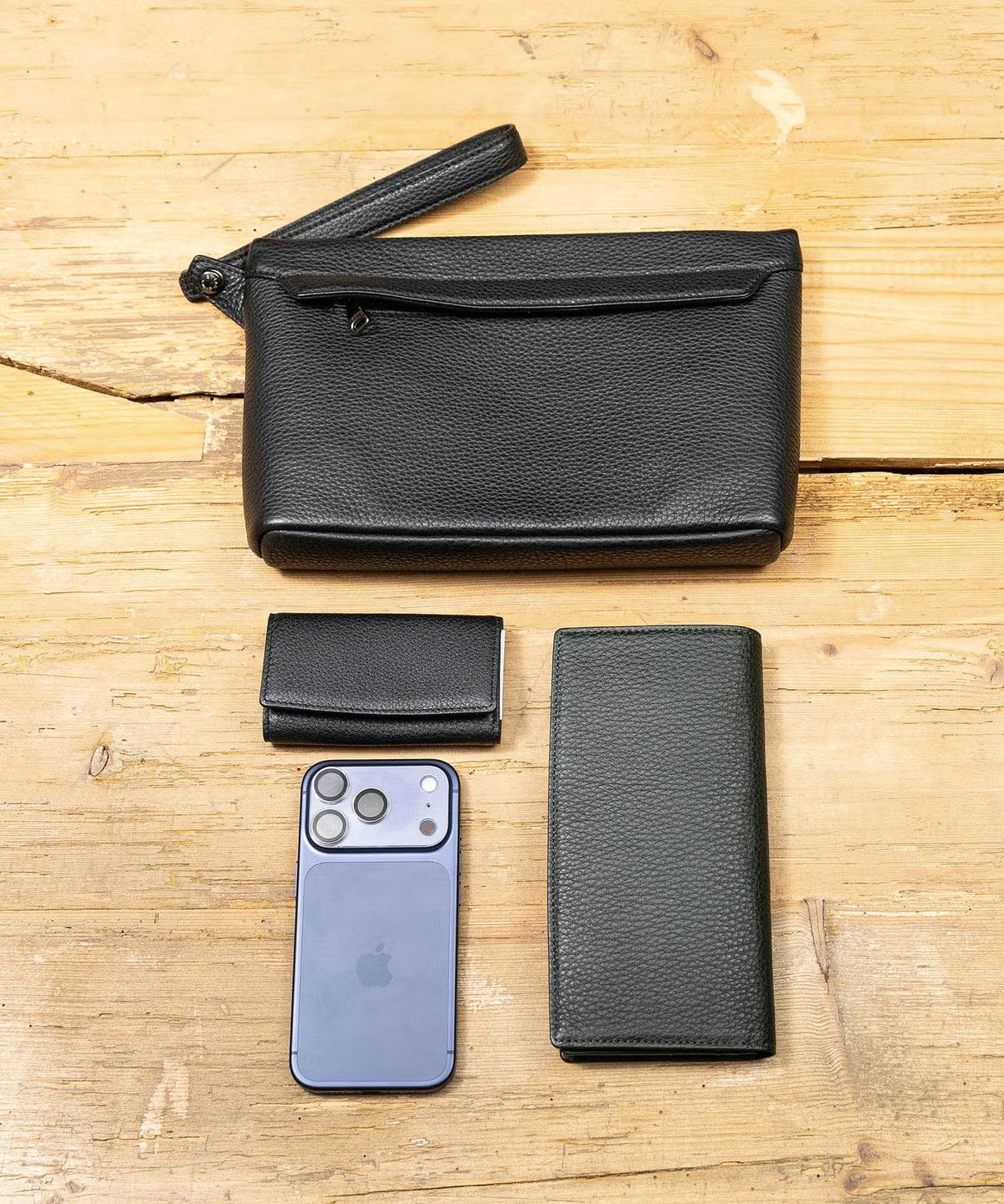 POUCH IN CALFSKIN