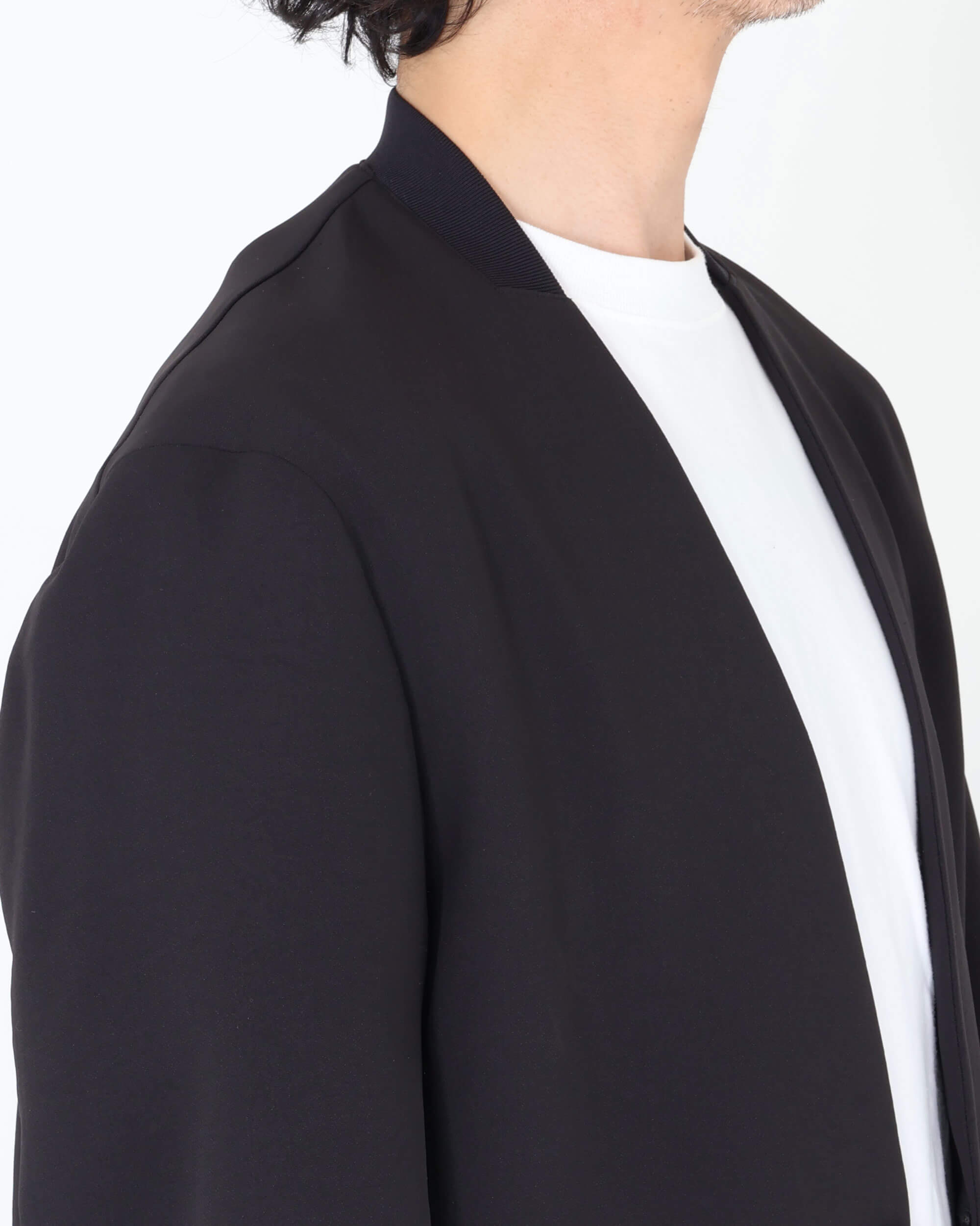 JA-IS-AS-0-004 Giacca sartoriale senza collo / Nero