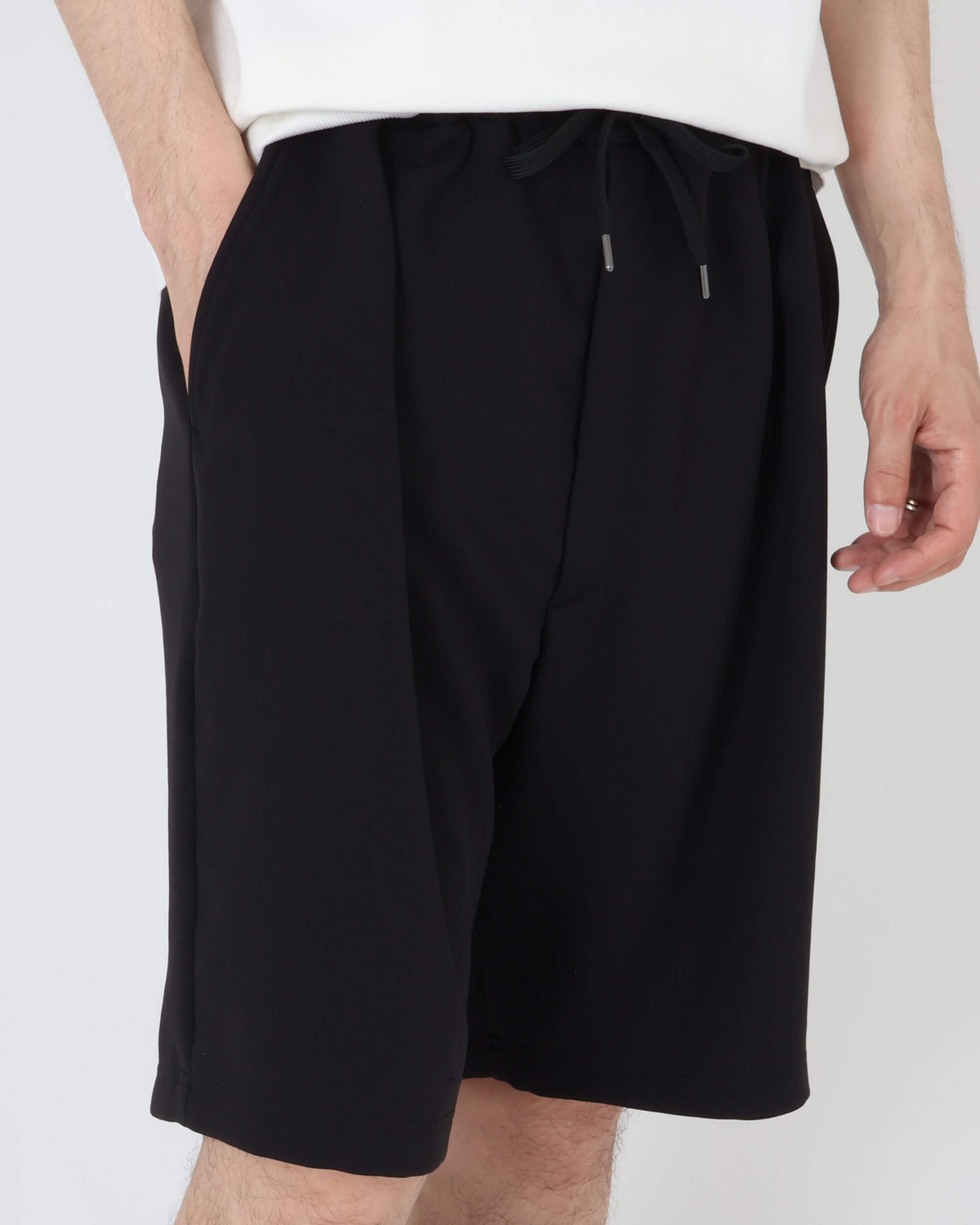 PA-IS-AS-0-005 1プリーツ ショートPANTS / ブラック