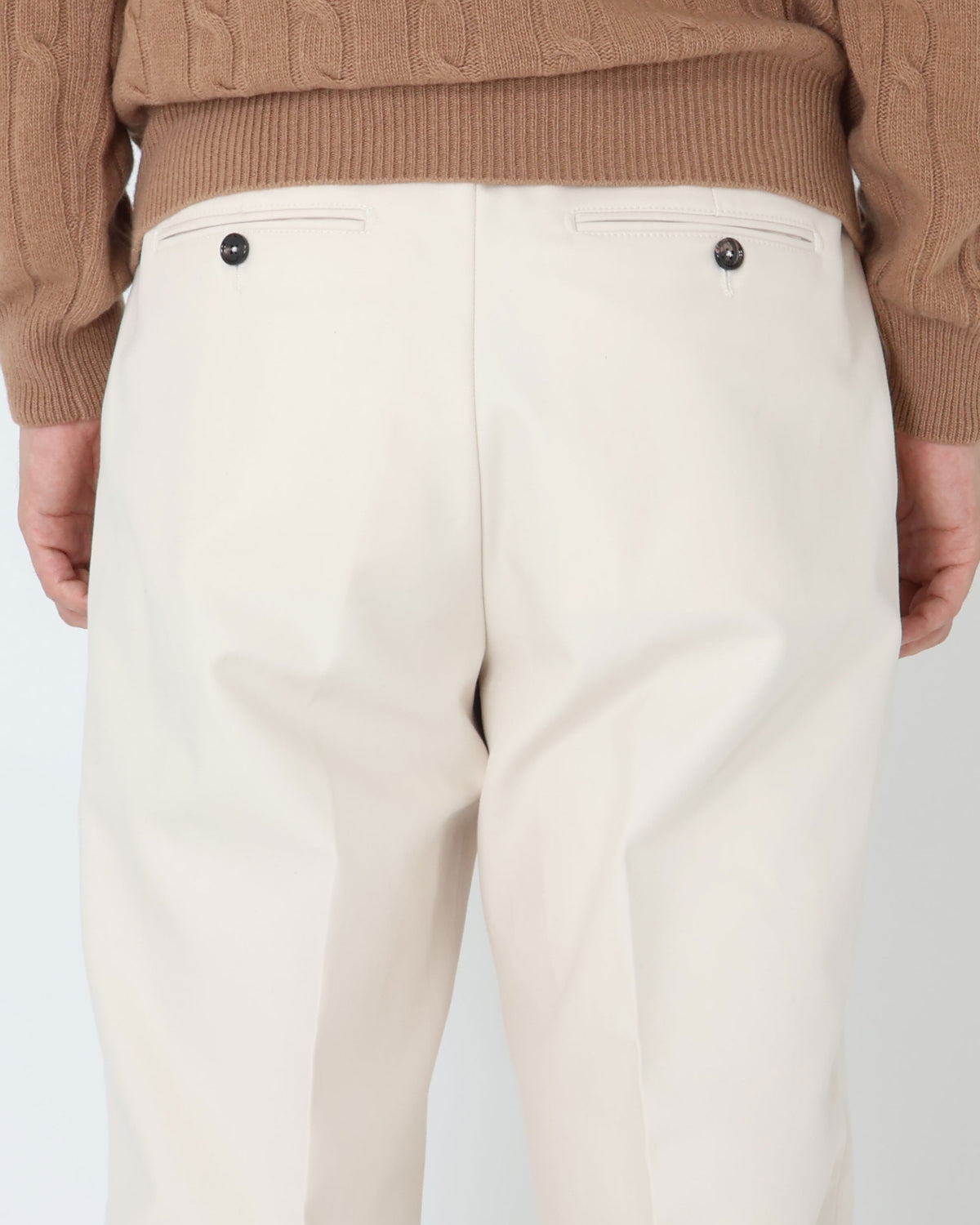SANDY Pantaloni con una pince in twill di cotone / Panna