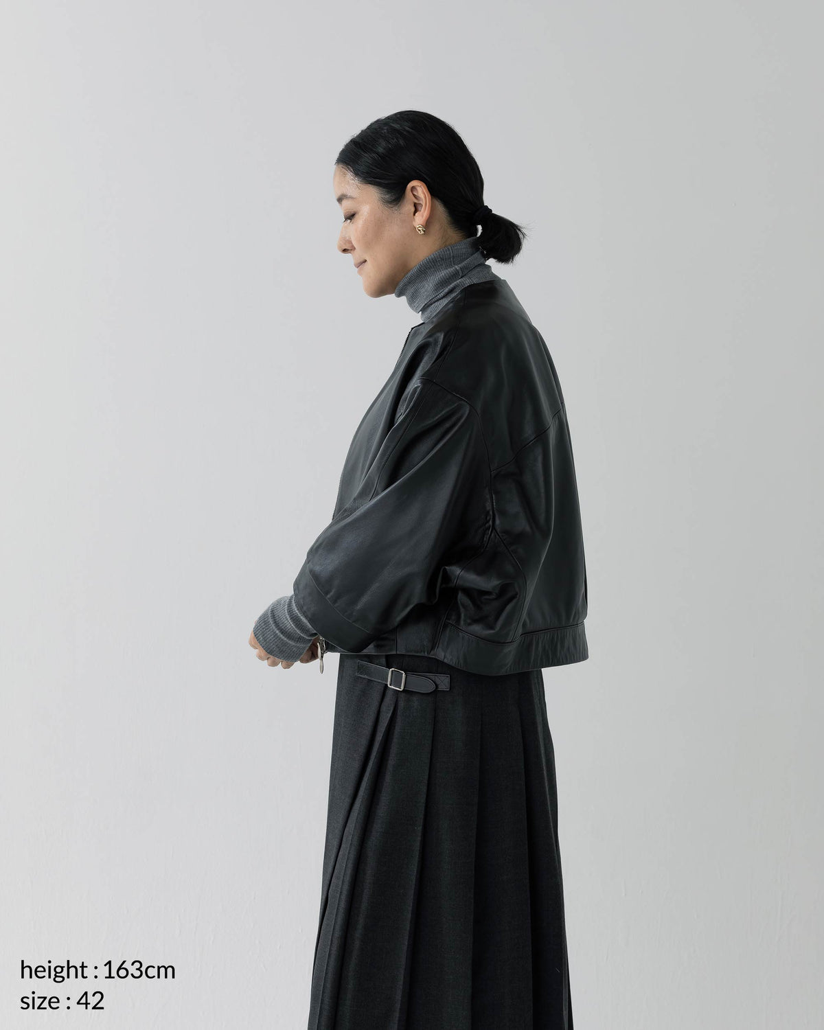 TILLY Silver Zip Nappacellata Lamb Leather Collarless Short Blouson / Black