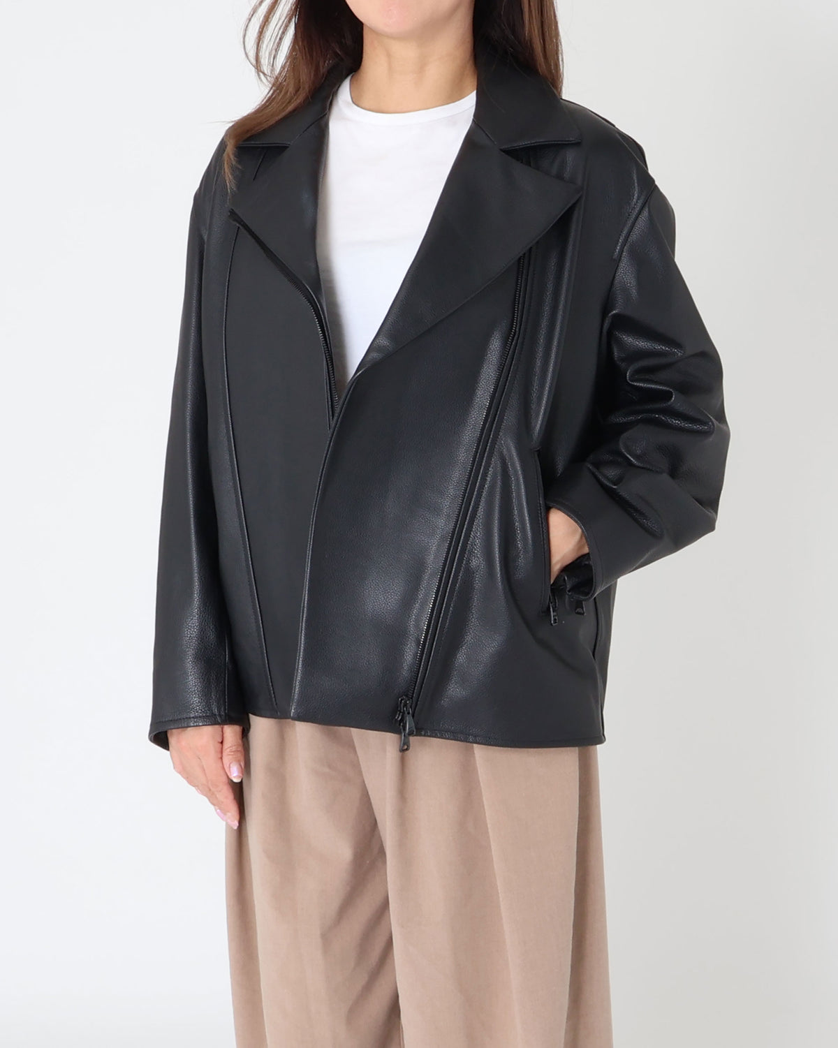 【坪田あさみコラボ】BELLA（ベラ）マッドブラックZIP カーフレザーダブルライダース