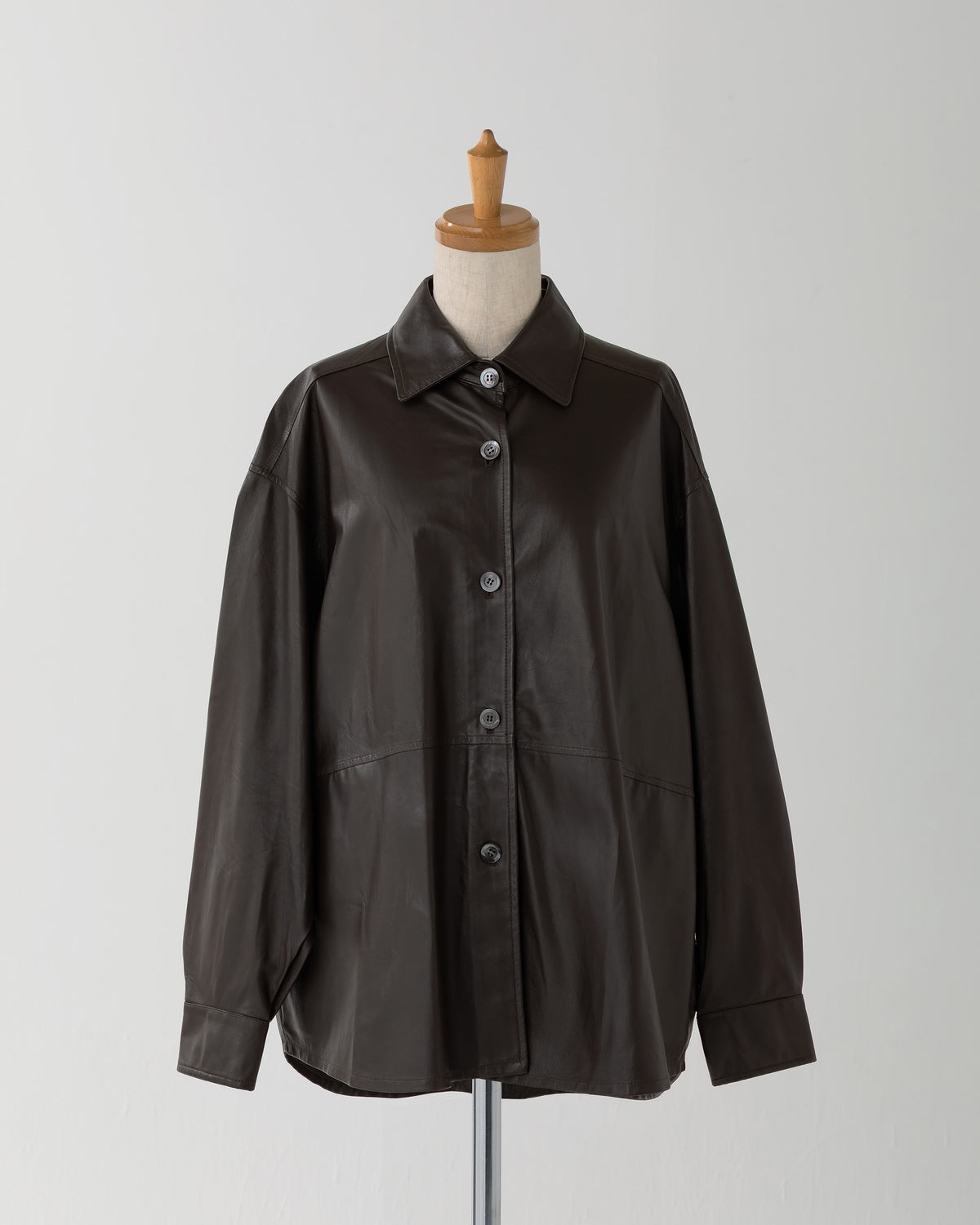 【予約商品】OLGA（オルガ） ナッパシルク レザーシャツ / ダークブラウン