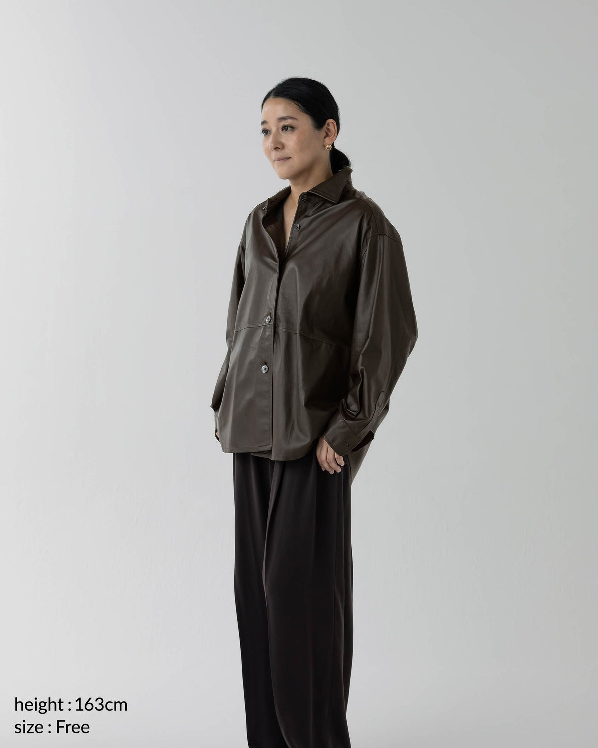 【予約商品】OLGA（オルガ） ナッパシルク レザーシャツ / ダークブラウン