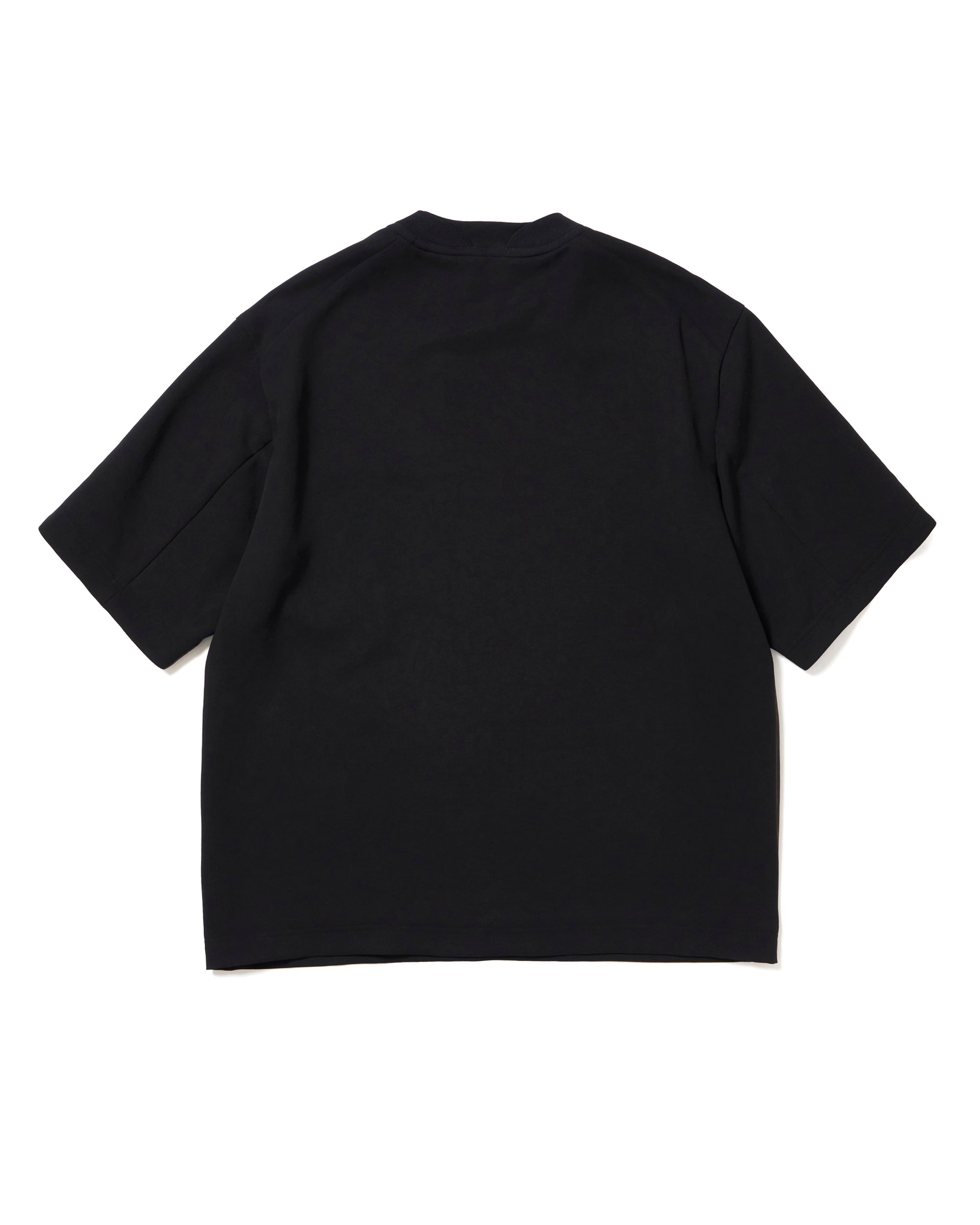 SH-IS-AS-0-010 T-shirt a maniche corte con tasca quadrata / Nero